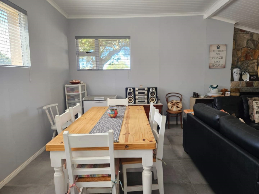 4 Bedroom Property for Sale in Pearly Beach Western Cape